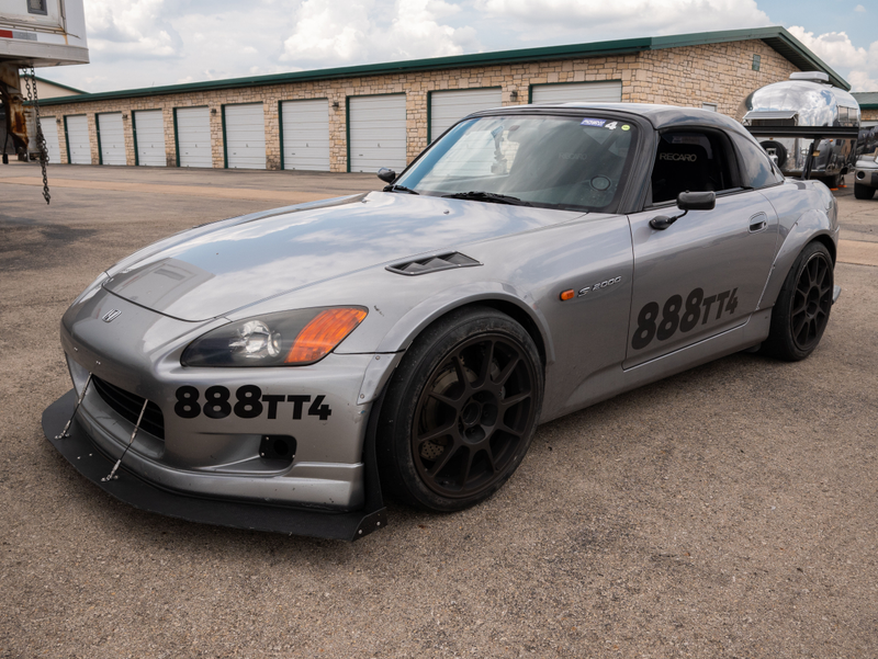 Illustration for article titled HPDE weekend - photo dump of participating cars